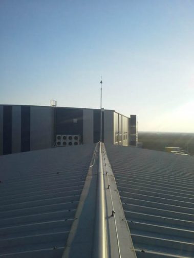 štapna hvataljka sa uredjajem za rano startovanje